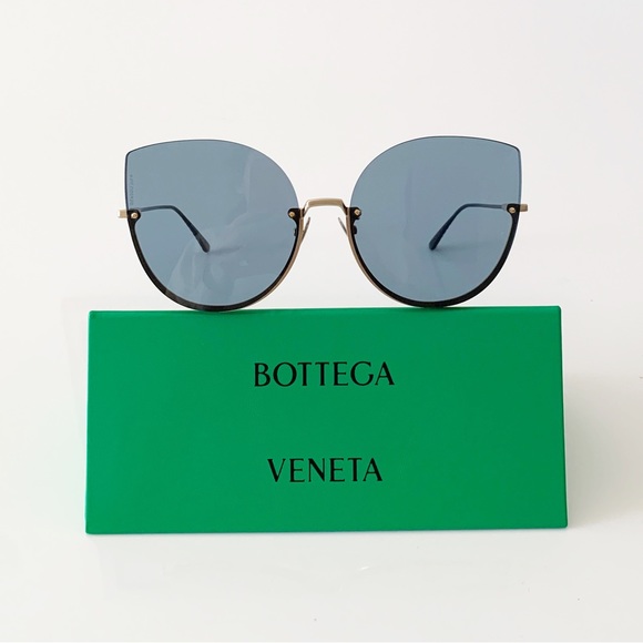 BOTTEGA VENETA Blue Sunglasses - Picture 5 of 12